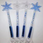 O-111 Concert Christmas Party Toys Magic Light up Frozen Snowflake Wand Toy Decoration Supplies Stick Led Flashing