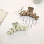Fashion Korean Girls Plastic Wave Large Claw Clips  for Thick Hair Factory Wholesale Candy Color  Hair Claw Clip for Women - Image 4